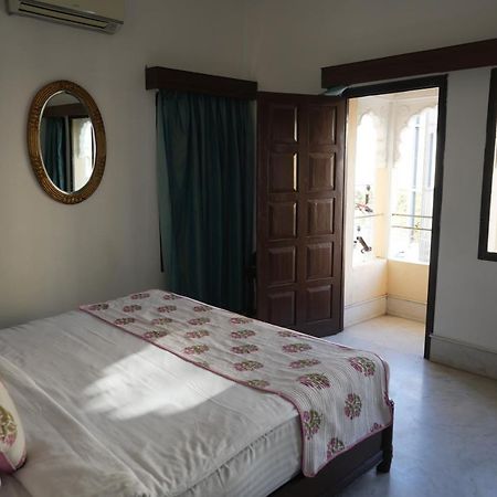 Amar Kothi Hotel Udaipur Ngoại thất bức ảnh